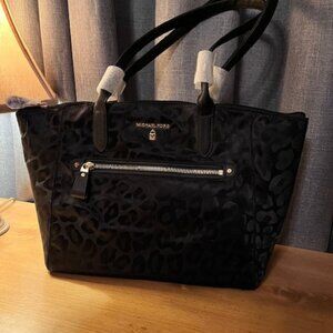 Michael Kors Black Leopard Nylon Kelsey Zip Top Tote Travel Bag Purse New w/Tags